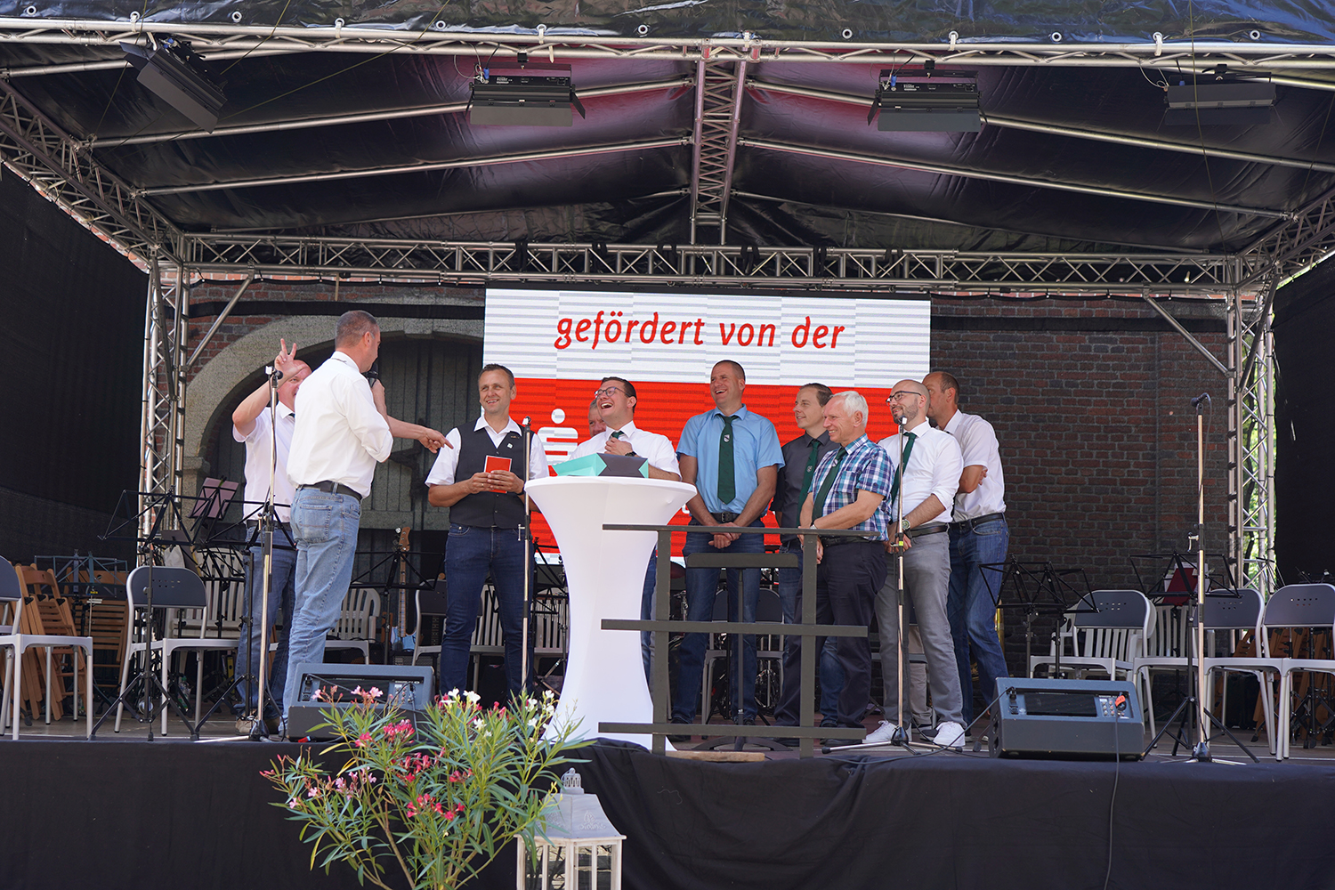 Grußworte und Geschenke vom Allgemeinen Schützenverein Hiddingsel 1695
