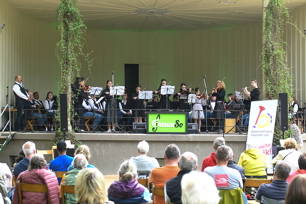 Konzert der Bläservereinigung am Schlossgarten in Münster am 7.5.2023
